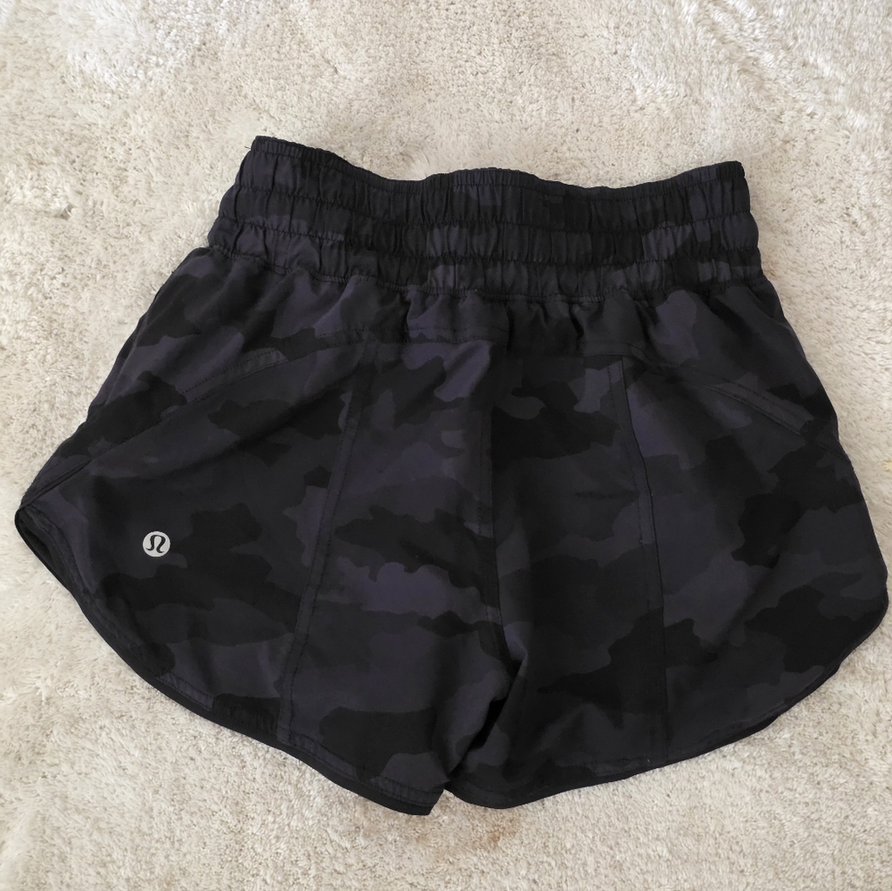lululemon athletica Black Camo Women's Athletic Shorts Size 0